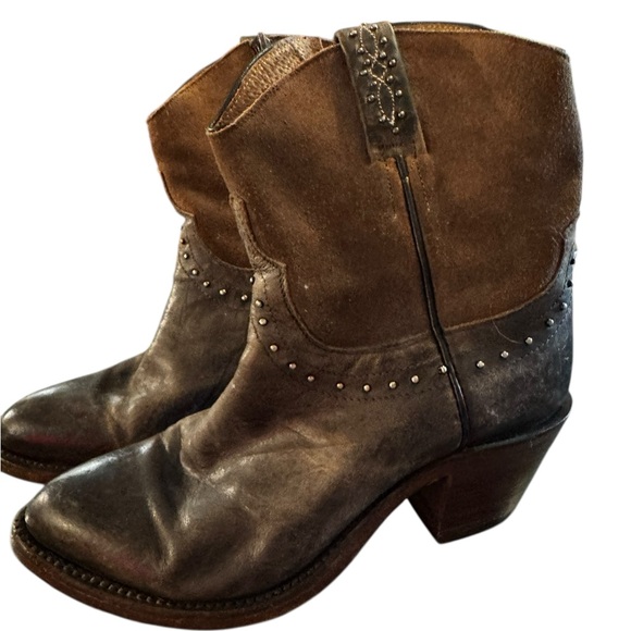 Lucchese-Eric Church-these boots were made for walking-sz6- very rare